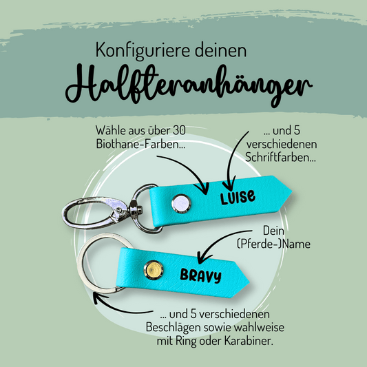 Zwei personalisierte Halfter-Anhänger von StallSchätze aus türkisem Biothane mit Namensprägung "LUISE" und "BRAVY". Wähle bei deinem Anhänger aus Farben, Schriftarten und Beschlägen passend zu deinem Glückshufeisen!.